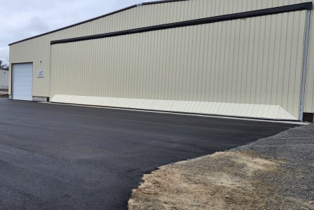 HangarApron1.jpg